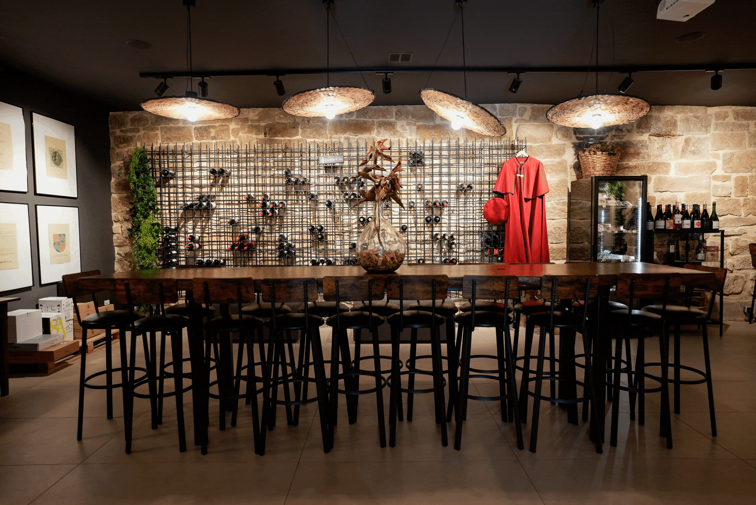 Vinoteca_Reyna_De_Copas_Olite-2-scaled